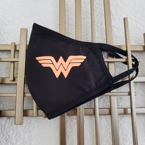 Wonder woman Face Mask Glow in the Dark